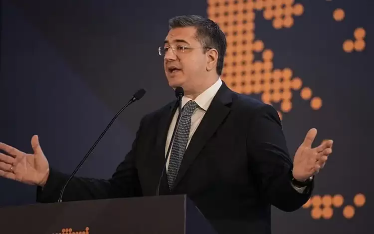 Απόστολος Tζιτζικώστας: Η πρώτη δήλωση του ως Επίτροπος Μεταφορών – Τουρισμού