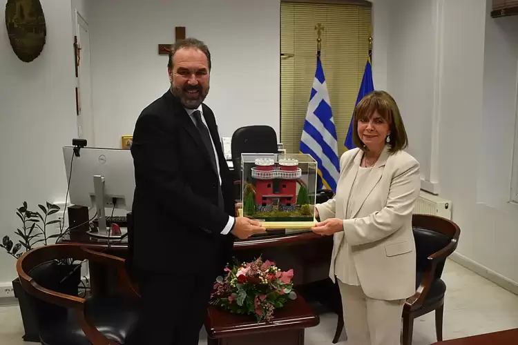 Ο Δήμος Φλώρινας ανακήρυξε Επίτιμη Δημότη Φλώρινας την Πρόεδρο της Δημοκρατίας κα Κατερίνα Σακελλαροπούλου