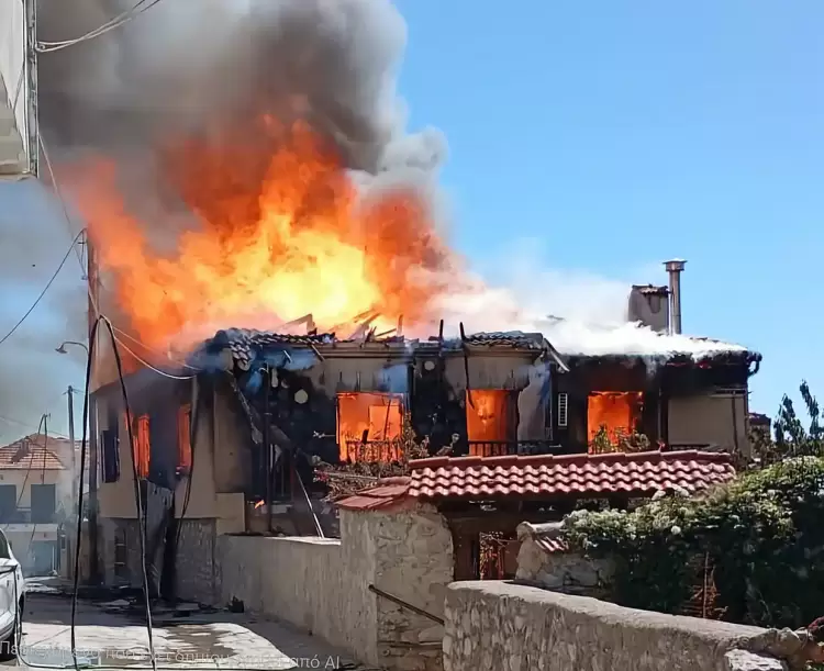 Δήμος Βοϊου: Με λύπη και απογοήτευση ζήσαμε εκ νέου την απώλεια ακόμη ενός σπιτιού που φιλοξενούσε τις ζωές νέων ανθρώπων Δήμος Βοϊου: Με λύπη και απογοήτευση ζήσαμε εκ νέου την απώλεια ακόμη ενός σπιτιού που φιλοξενούσε τις ζωές νέων ανθρώπων