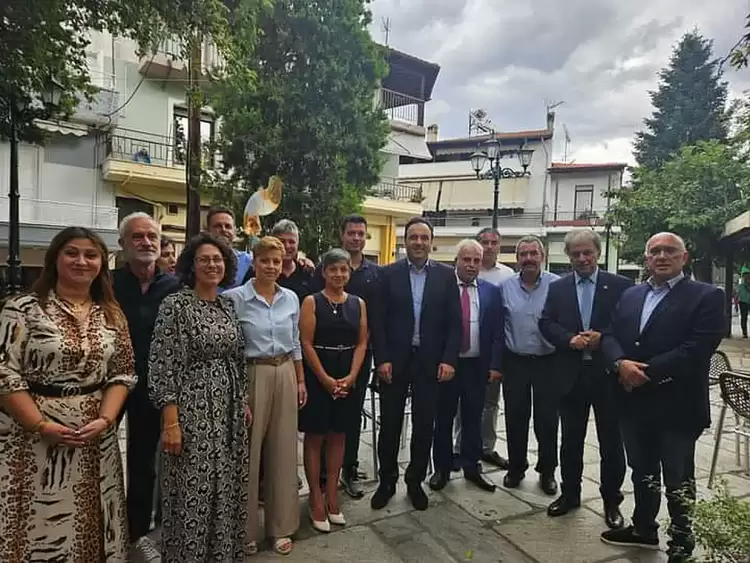 Εγκαινιάστηκε η παιδική βιβλιοθήκη Βελβεντού Εγκαινιάστηκε η παιδική βιβλιοθήκη Βελβεντού