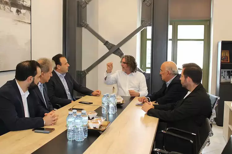 Επίσκεψη του Υπουργού Ψηφιακής Διακυβέρνησης Δημήτρη Παπαστεργίου στο Δημαρχείο Σερβίων