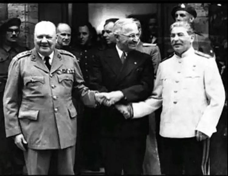 Γράμμος – Βίτσι, ο ιστορικός – διαχρονικός καβγάς αριστεράς – δεξιάς…