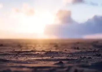 Ο καιρός σήμερα, Δευτέρα 16/9: Νεφώσεις παροδικά αυξημένες με τοπικές βροχές