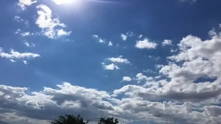 Ο καιρός σήμερα, Πέμπτη 26/9: Σχεδόν αίθριος με λίγες παροδικές νεφώσεις