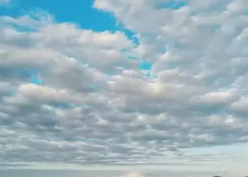 Ο καιρός σήμερα, Πέμπτη 5/9: Γενικά αίθριος με νεφώσεις και πιθανές τοπικές βροχές το απόγευμα