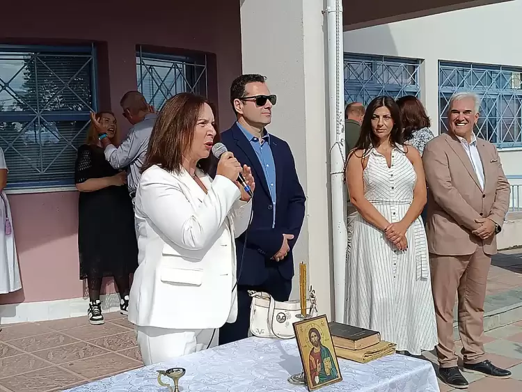 Καλλιόπη Βέττα: Tο ταξίδι στην γνώση, την επικοινωνία και την χαρά που προσφέρει το σχολείο είναι συναρπαστικό Καλλιόπη Βέττα: Tο ταξίδι στην γνώση, την επικοινωνία και την χαρά που προσφέρει το σχολείο είναι συναρπαστικό