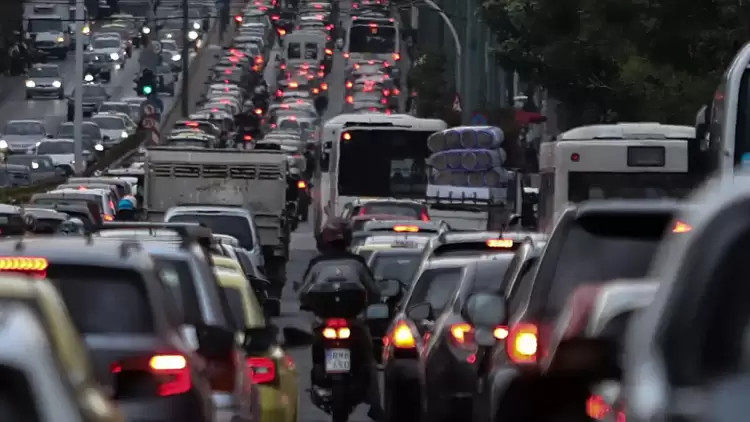 Ο νέος ΚΟΚ φέρνει σαρωτικές αλλαγές – Αλκοόλ, κράνος, ζώνη, κόκκινο και κινητό στο «στόχαστρο»