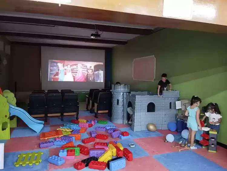 Σχολικές τσάντες στα όμορφα ΄΄πρωτάκια΄΄ μας, από την Ένωση Στρατιωτικών Περιφερειακής Ενότητας Κοζάνης Σχολικές τσάντες στα όμορφα ΄΄πρωτάκια΄΄ μας, από την Ένωση Στρατιωτικών Περιφερειακής Ενότητας Κοζάνης