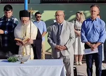 Στους Αγιασμούς των Σχολείων ο Δήμαρχος Γρεβενών