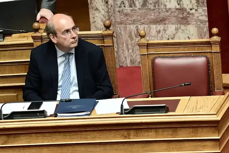 Την προστασία των δανειοληπτών ζητούν 11 βουλευτές της Ν.Δ.