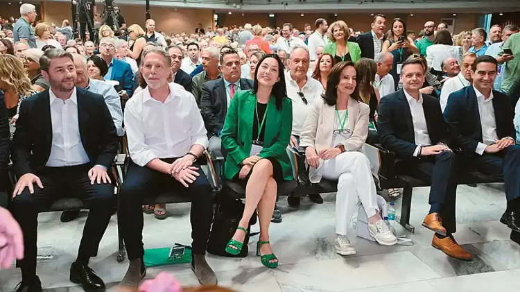 Εκλογές στο ΠΑΣΟΚ: Τι ποσοστά πήραν οι υποψήφιοι αρχηγοί του ΠΑΣΟΚ ανά περιφέρεια