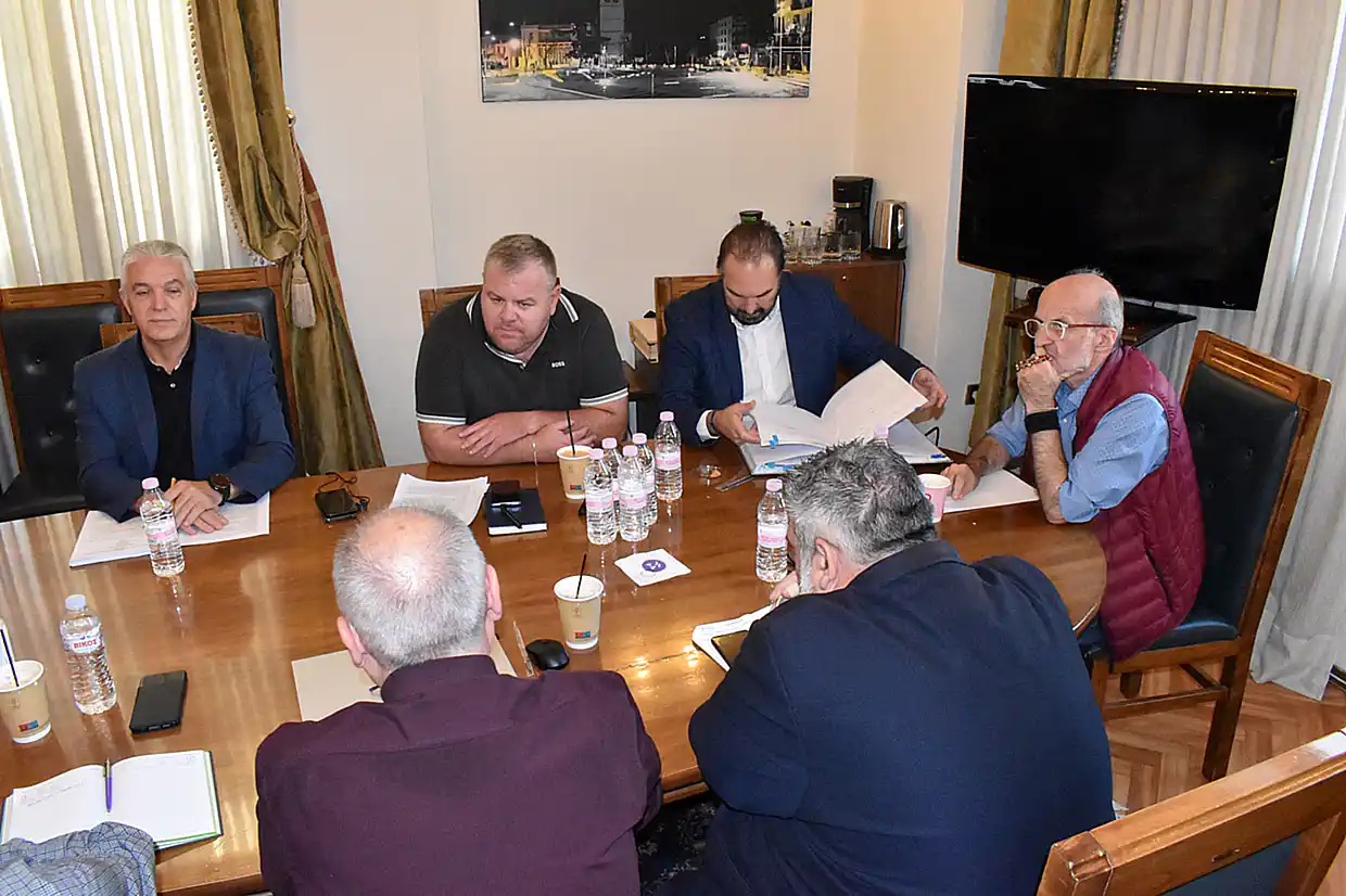 Γιάννης Κοκκαλιάρης: "Δεν θα μείνει ο κόσμος χωρίς τηλεθέρμανση” Γιάννης Κοκκαλιάρης: “Δεν θα μείνει ο κόσμος χωρίς τηλεθέρμανση”