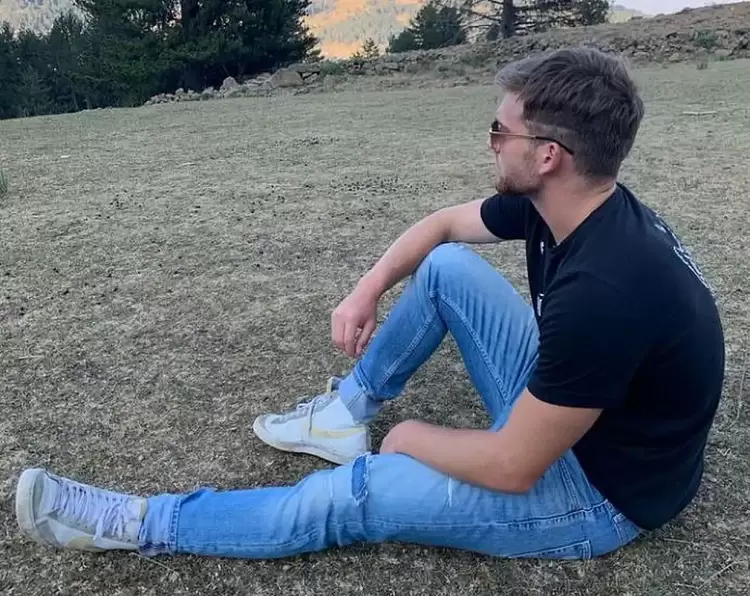 Ο Ιωνάς Καρούσης νεκρός στην επίθεση στο Τελ – Αβιβ – Είναι γιος γνωστού νευρολόγου από τη Θεσσαλονίκη