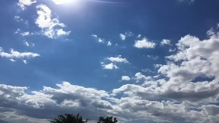 Ο καιρός σήμερα, Πέμπτη 10/10: Αραιές νεφώσεις και άνοδος της θερμοκρασίας