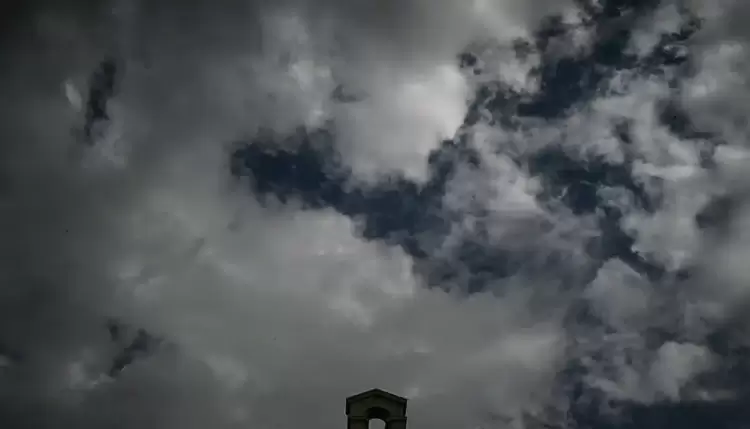 Ο καιρός σήμερα, Τετάρτη 9/10: Αραιές νεφώσεις με τοπικές βροχές