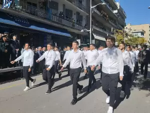 Κοζάνη: Η Παρέλαση στην οδό Παύλου Μελά για την Εθνική Επέτειο της 28ης Οκτωβρίου 1940