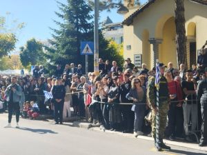 Κοζάνη: Η Παρέλαση στην οδό Παύλου Μελά για την Εθνική Επέτειο της 28ης Οκτωβρίου 1940