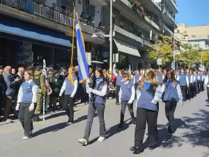 Κοζάνη: Η Παρέλαση στην οδό Παύλου Μελά για την Εθνική Επέτειο της 28ης Οκτωβρίου 1940