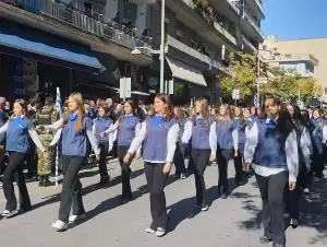 Κοζάνη: Η Παρέλαση στην οδό Παύλου Μελά για την Εθνική Επέτειο της 28ης Οκτωβρίου 1940