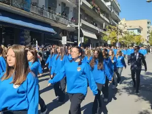 Κοζάνη: Η Παρέλαση στην οδό Παύλου Μελά για την Εθνική Επέτειο της 28ης Οκτωβρίου 1940