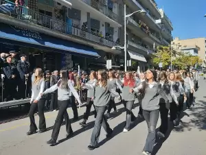 Κοζάνη: Η Παρέλαση στην οδό Παύλου Μελά για την Εθνική Επέτειο της 28ης Οκτωβρίου 1940