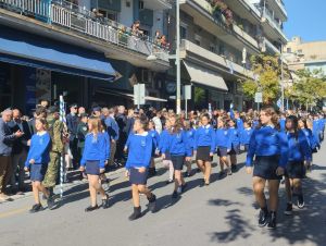 Κοζάνη: Η Παρέλαση στην οδό Παύλου Μελά για την Εθνική Επέτειο της 28ης Οκτωβρίου 1940