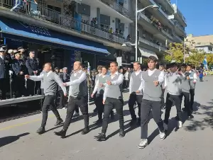 Κοζάνη: Η Παρέλαση στην οδό Παύλου Μελά για την Εθνική Επέτειο της 28ης Οκτωβρίου 1940