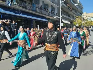 Κοζάνη: Η Παρέλαση στην οδό Παύλου Μελά για την Εθνική Επέτειο της 28ης Οκτωβρίου 1940