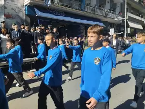 Κοζάνη: Η Παρέλαση στην οδό Παύλου Μελά για την Εθνική Επέτειο της 28ης Οκτωβρίου 1940