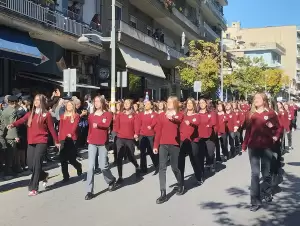 Κοζάνη: Η Παρέλαση στην οδό Παύλου Μελά για την Εθνική Επέτειο της 28ης Οκτωβρίου 1940