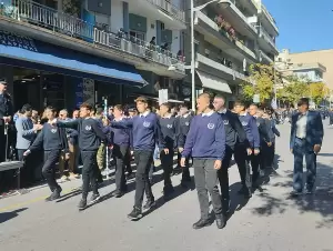 Κοζάνη: Η Παρέλαση στην οδό Παύλου Μελά για την Εθνική Επέτειο της 28ης Οκτωβρίου 1940