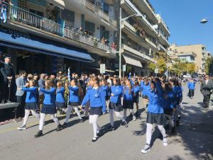 Κοζάνη: Η Παρέλαση στην οδό Παύλου Μελά για την Εθνική Επέτειο της 28ης Οκτωβρίου 1940