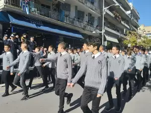 Κοζάνη: Η Παρέλαση στην οδό Παύλου Μελά για την Εθνική Επέτειο της 28ης Οκτωβρίου 1940