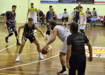 Μπάσκετ: Δύο στα δύο για τον Ηρακλή Κοζάνης – Έσπασαν καρδιές στο ντέρμπι με το Βελβεντό