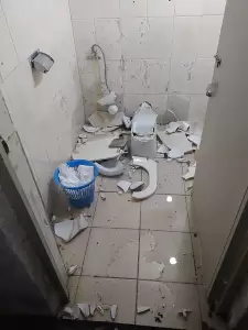 Οι βάνδαλοι “ξαναχτύπησαν”: Μεγάλες καταστροφές από αγνώστους στο πάρκο της Αγίας Παρασκευής στην Καρυδίτσα Οι βάνδαλοι “ξαναχτύπησαν”: Μεγάλες καταστροφές από αγνώστους στο πάρκο της Αγίας Παρασκευής στην Καρυδίτσα