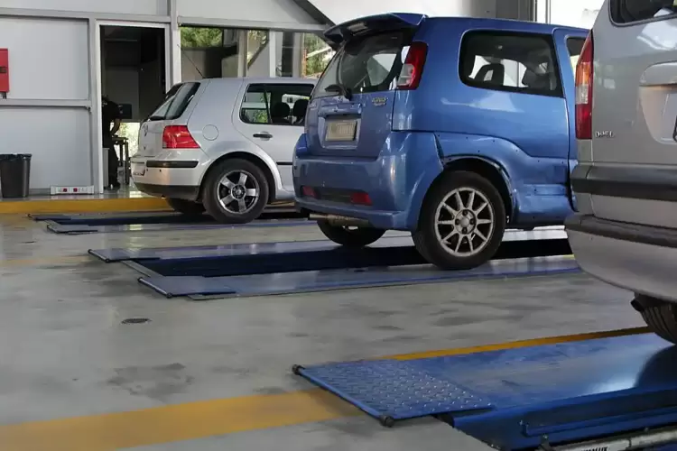 «Ραβασάκια» έρχονται για χιλιάδες οχήματα που δεν έχουν περάσει ΚΤΕΟ ή είναι ανασφάλιστα