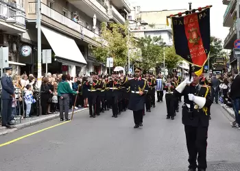 Στη μεγαλειώδη παρέλαση της Θεσσαλονίκης, η ιστορική Φιλαρμονική του Δήμου Κοζάνης «Πανδώρα»
