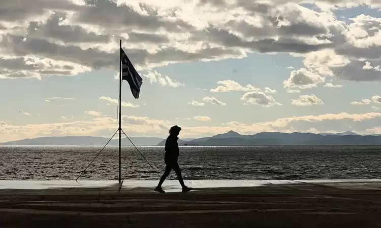 Τι καιρό θα κάνει στην παρέλαση και οι βροχές που δεν έρχονται