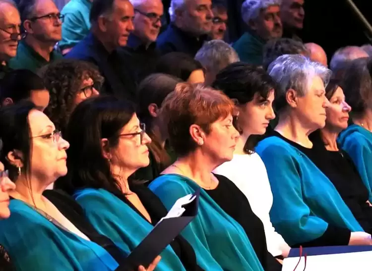 Ο «Ζορμπάς» του Μίκη Θεοδωράκη στην "Αίθουσα Τέχνης Κοζάνης" με τη συμμετοχή της Χορωδίας Ε.Π.Μ. Κατερίνης Ο «Ζορμπάς» του Μίκη Θεοδωράκη στην “Αίθουσα Τέχνης Κοζάνης” με τη συμμετοχή της Χορωδίας Ε.Π.Μ. Κατερίνης