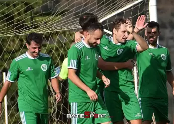 Α’ ΕΠΣ Κοζάνης: Μακεδονικός Σιάτιστας Δαναοί Κοζάνης 2 2 Χορταστική ισοπαλία στη Σιάτιστα