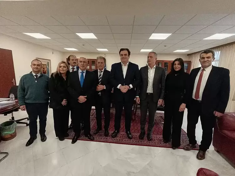 Η αλήθεια είναι ξεκάθαρη: η Νέα Δημοκρατία θέλει ένα δημόσιο πανεπιστήμιο περιθωριοποιημένο