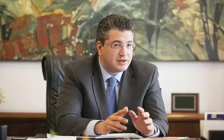 Ο Απόστολος Τζιτζικώστας υπεύθυνος για μεταφορές και τουρισμό – Ανεκτίμητη η εμπειρία του λέει η Ούρσουλα Φον Ντερ Λάιεν