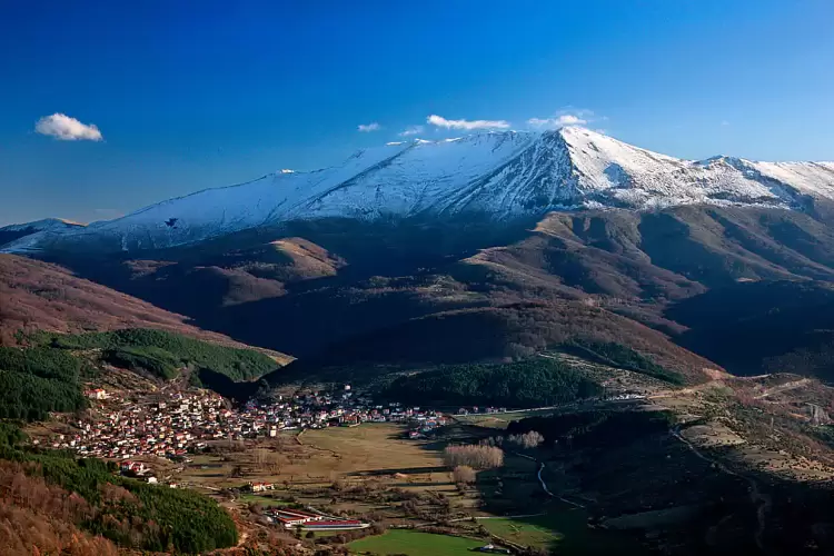 Άσκιο: Διαδρομή σε ένα διαφορετικό βουνό χωρίς σκιά στην Δυτική Μακεδονία