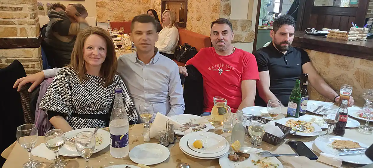 Εκκλησιασμός του Συνδέσμου Γραμμάτων και Τεχνών Κοζάνης και αγιασμός για την νέα χορευτική χρονιά (εικόνες & βίντεο) Εκκλησιασμός του Συνδέσμου Γραμμάτων και Τεχνών Κοζάνης και αγιασμός για την νέα χορευτική χρονιά