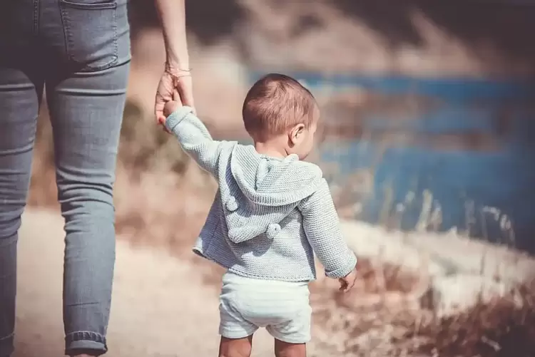 ΕΛΣΤΑΤ: Αύξηση 3,6% στις υιοθεσίες στην Ελλάδα το 2023 ΕΛΣΤΑΤ: Αύξηση 3,6% στις υιοθεσίες στην Ελλάδα το 2023