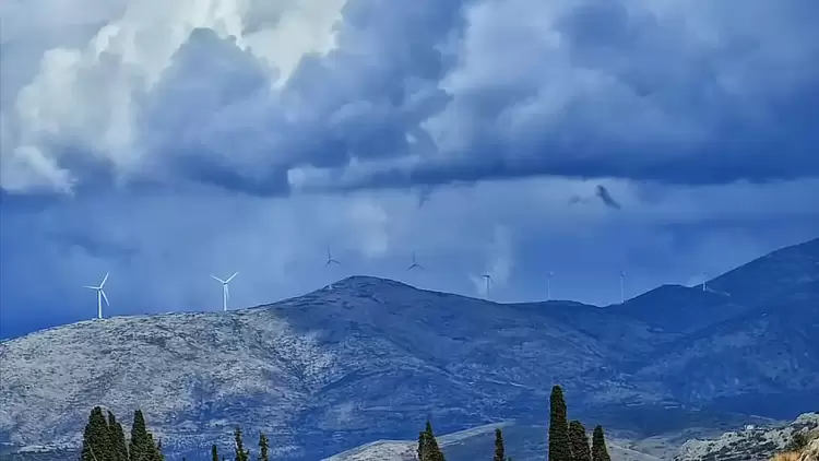 Ο καιρός για την Κοζάνη και την Δυτική Μακεδονία σήμερα 13/11/2024: Νεφώσεις με τοπικές βροχές και μεμονωμένες καταιγίδες