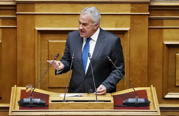 Μάκης Βορίδης: «Δεν υπάρχουν στρατόπεδα στη ΝΔ, είμαστε ενωμένοι» – Τι είπε για τους «κρυπτόμενους υπουργούς» Μάκης Βορίδης: «Δεν υπάρχουν στρατόπεδα στη ΝΔ, είμαστε ενωμένοι» – Τι είπε για τους «κρυπτόμενους υπουργούς»