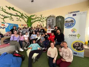 Μαθητές του Πειραματικού Δημοτικού Σχολείου Φλώρινας στο "Green HeroeZ" της Ε.ΚΑΤ.Ο. Φλώρινας Μαθητές του Πειραματικού Δημοτικού Σχολείου Φλώρινας στο “green Heroez” της Ε.ΚΑΤ.Ο. Φλώρινας