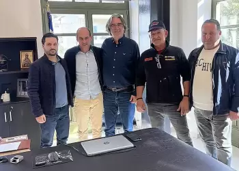 Με τον δήμαρχο Σερβίων O Γιώργος Παντελίδης