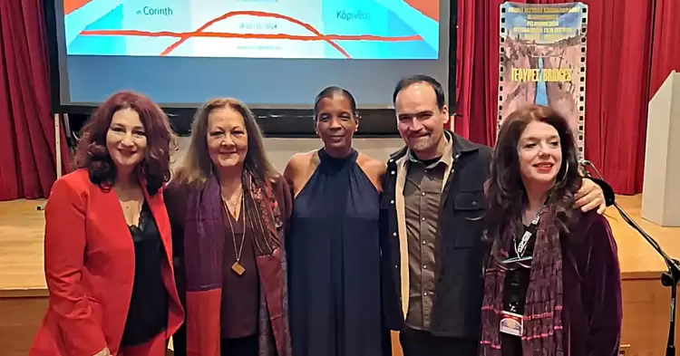 Μια αναπάντεχη έκπληξη η «Σκοτοδίνη» του Νίκου Κουρού στο φεστιβάλ Γέφυρες Μια αναπάντεχη έκπληξη η «Σκοτοδίνη» του Νίκου Κουρού στο φεστιβάλ Γέφυρες